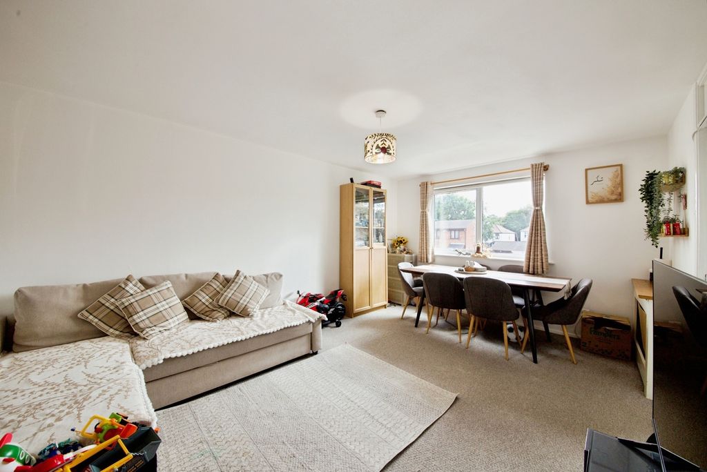 Property photo 2 of 9 Pbox-Img.Jpg
