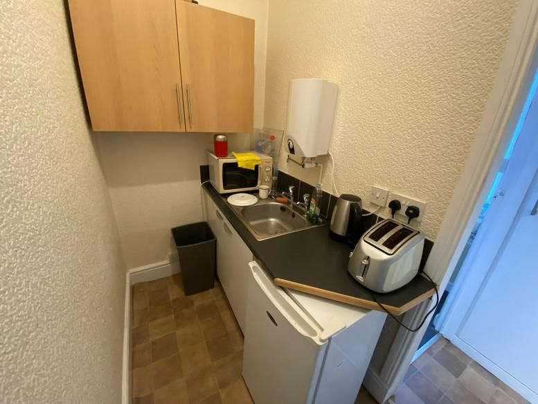 Property photo 1 of 2