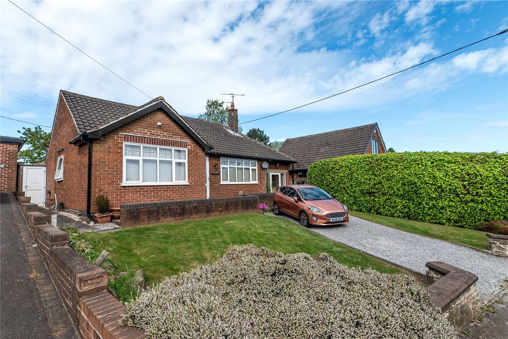Property photo 1 of 33 Picture No. 05