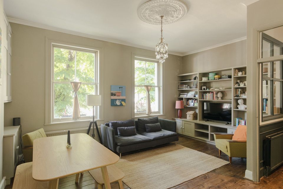 Property photo 2 of 27