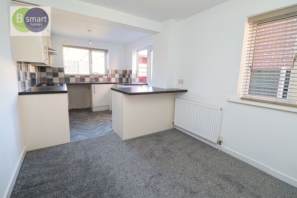 Property photo 3 of 16 Img_5251