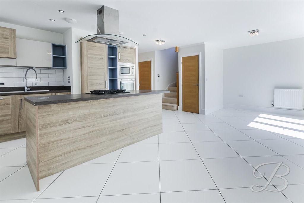 Property photo 3 of 28 Ccltd4.Jpg
