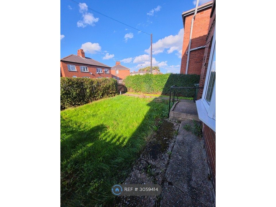 Property photo 2 of 24
