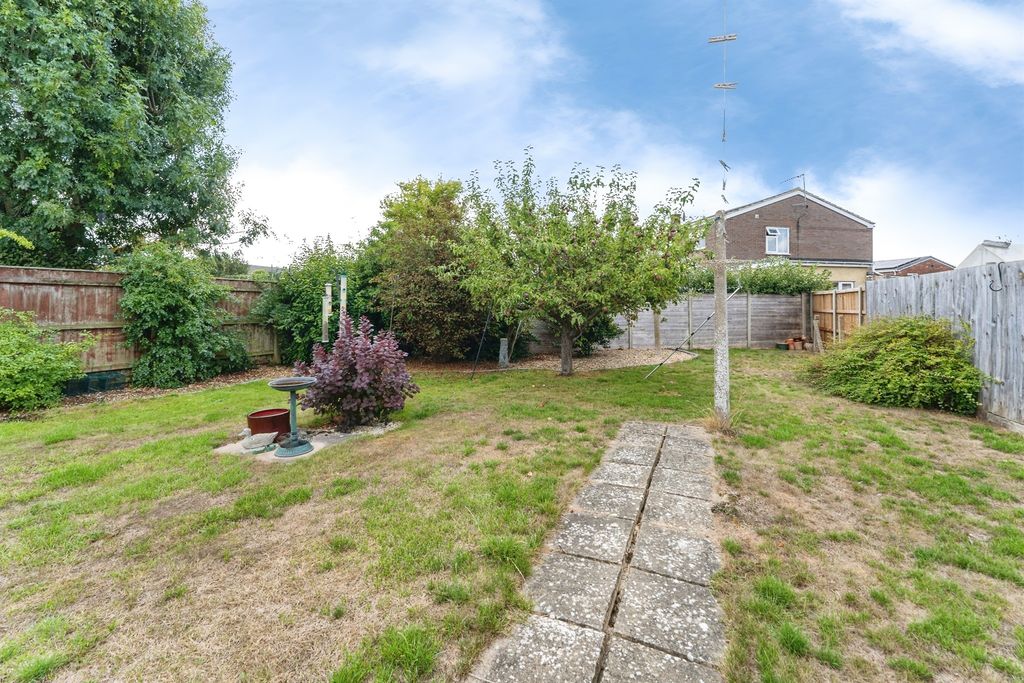 Property photo 2 of 14