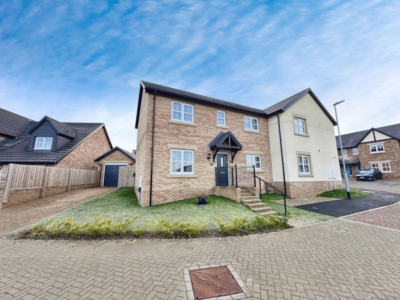 Property photo 1 of 14 Photo 7