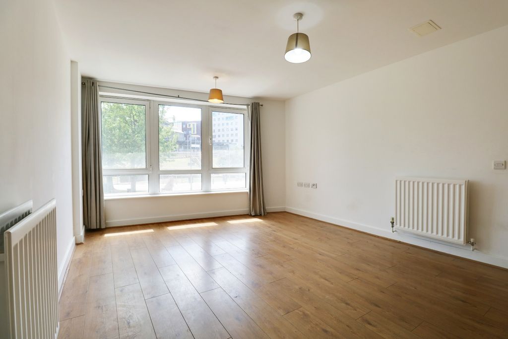 Property photo 3 of 16 5167503