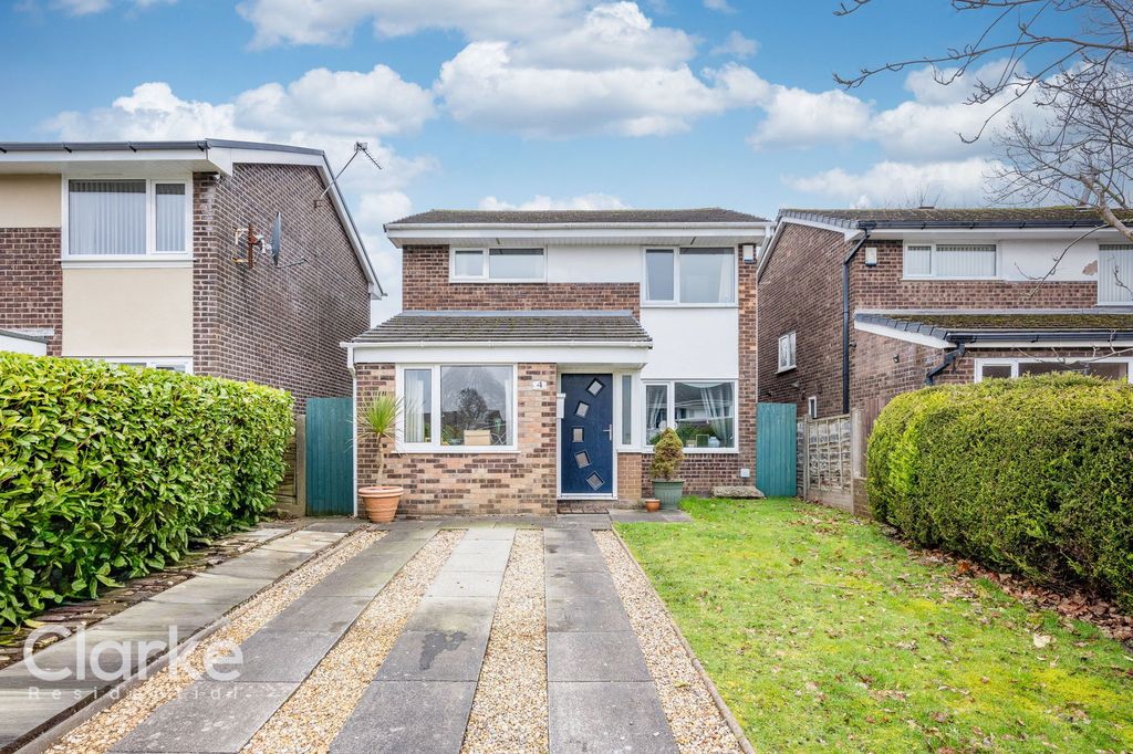 Property photo 1 of 16