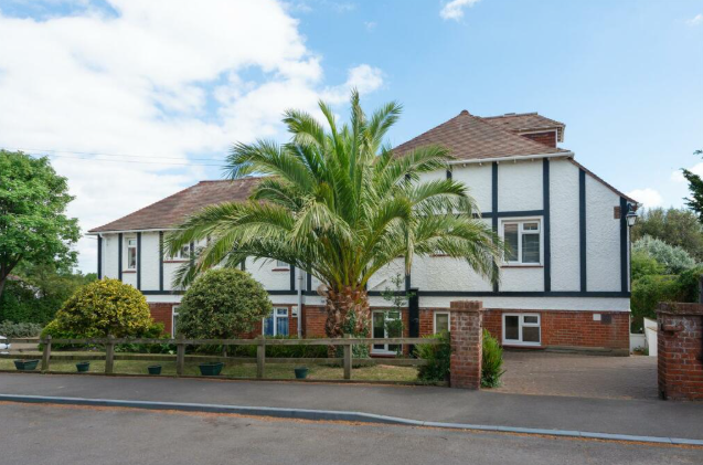 Property photo 1 of 3