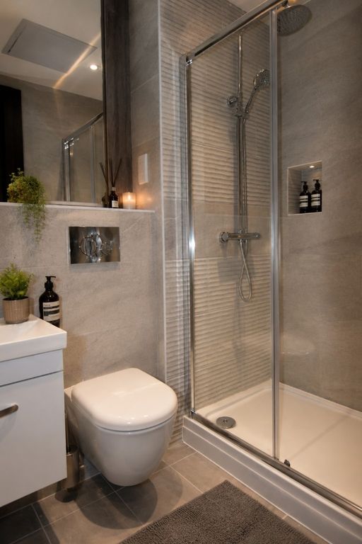 Property photo 3 of 4