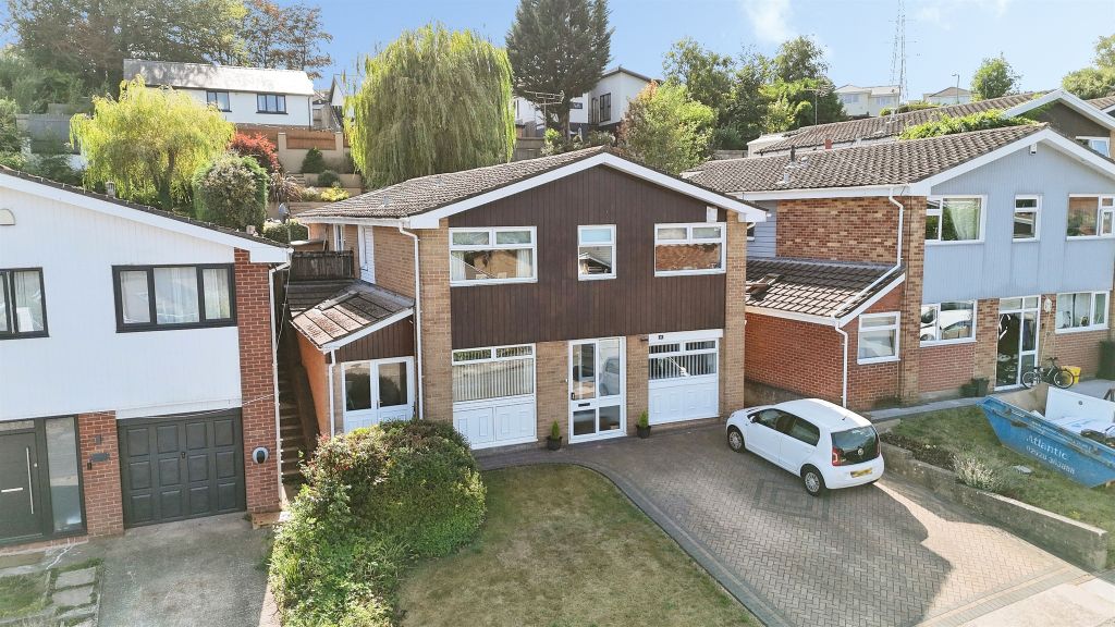 Property photo 1 of 34