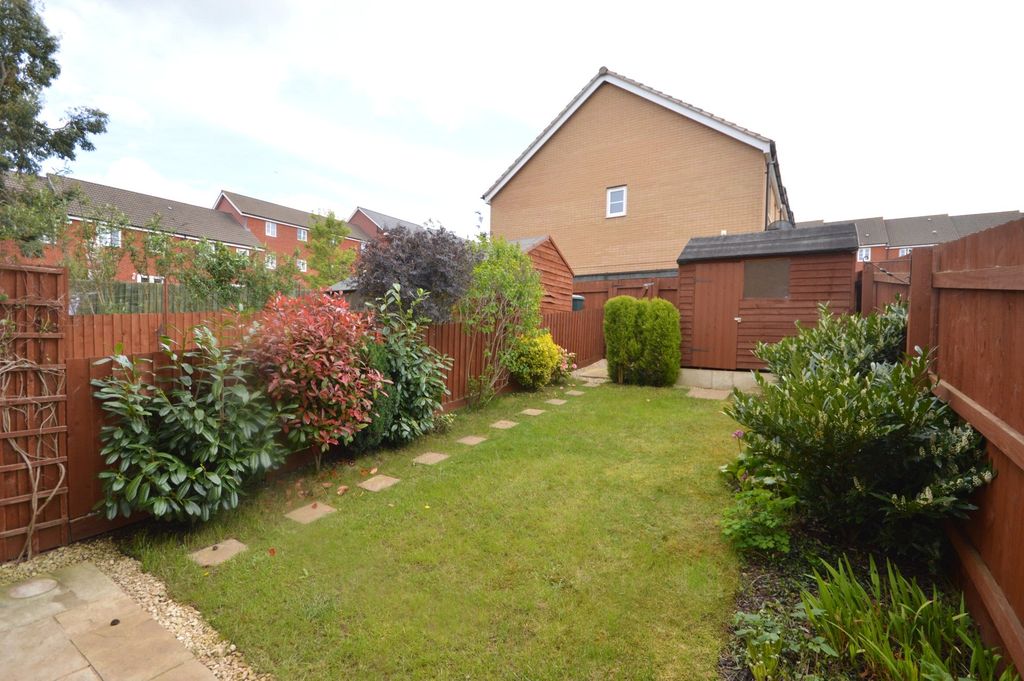 Property photo 3 of 9 Garden