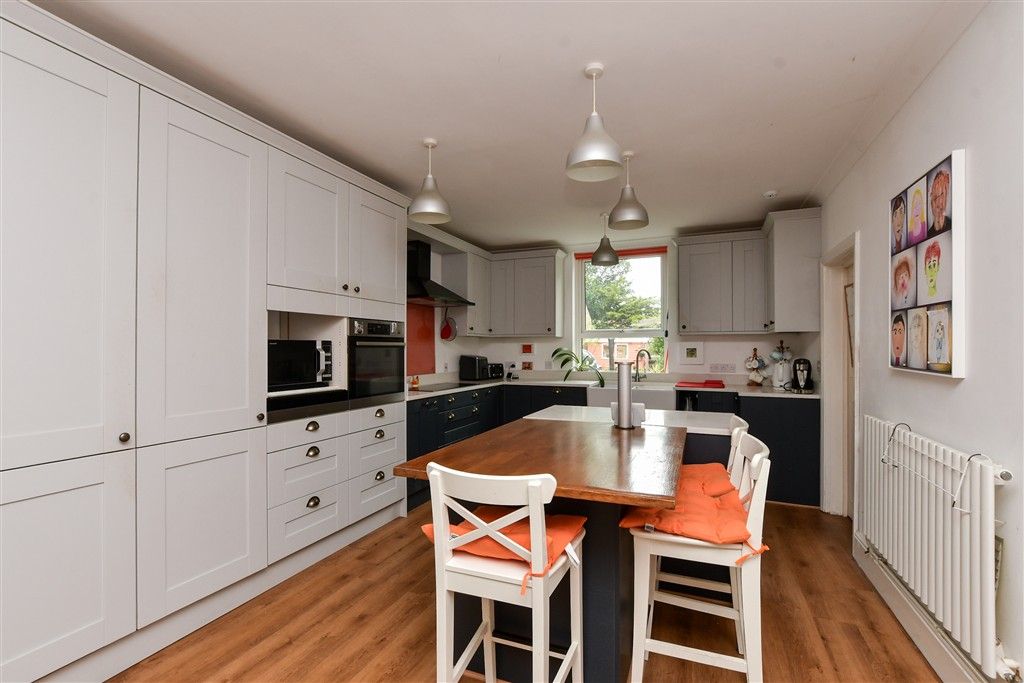 Property photo 3 of 16 Kitchen/Diner