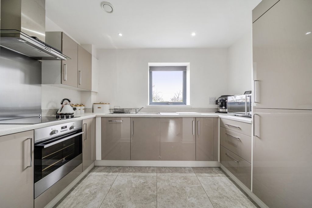 Property photo 3 of 22 1428786-16-69B29c...