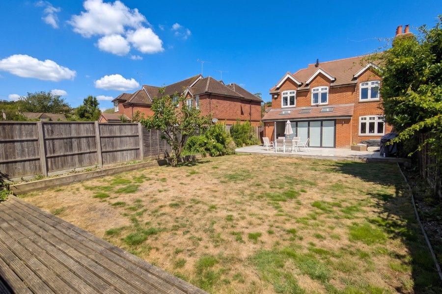 Property photo 2 of 17