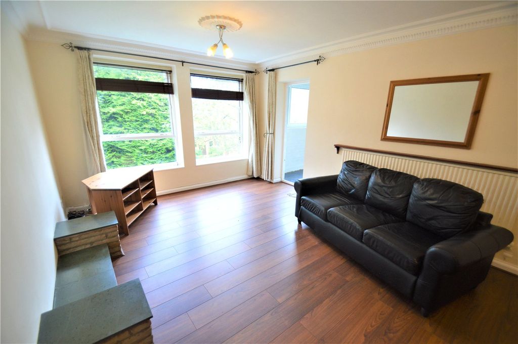 Property photo 2 of 9 Picture No. 13