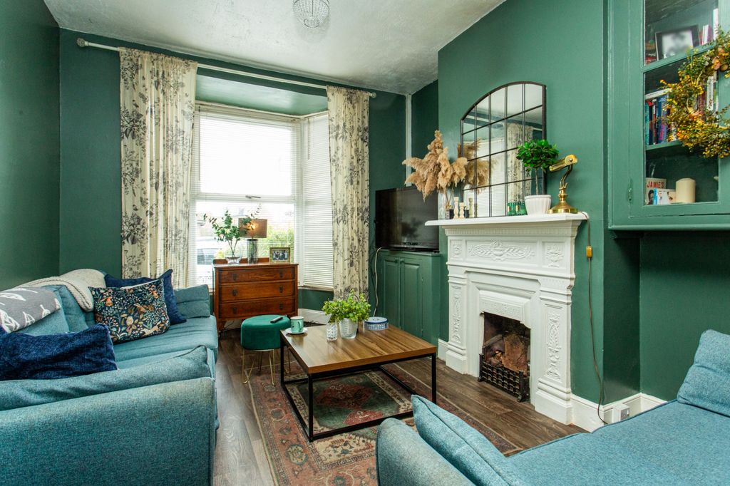 Property photo 2 of 13 Picture 2