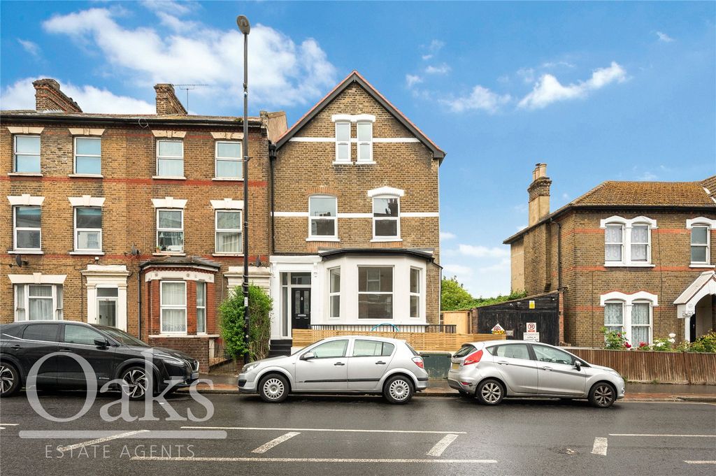 Property photo 1 of 10 Picture No. 14