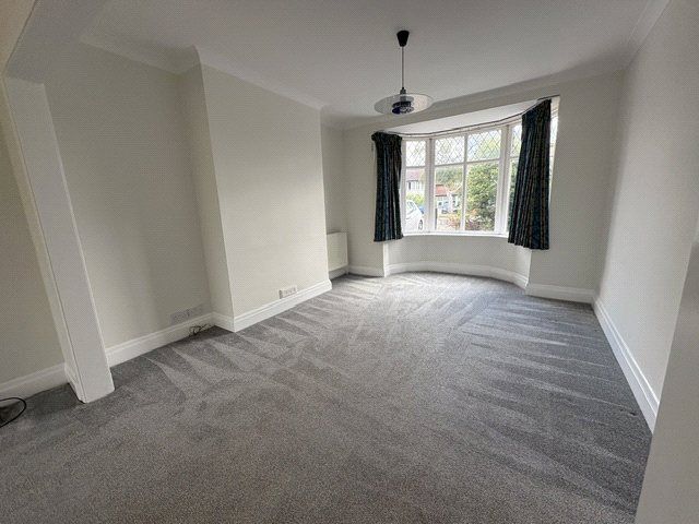 Property photo 3 of 18 Picture No. 35
