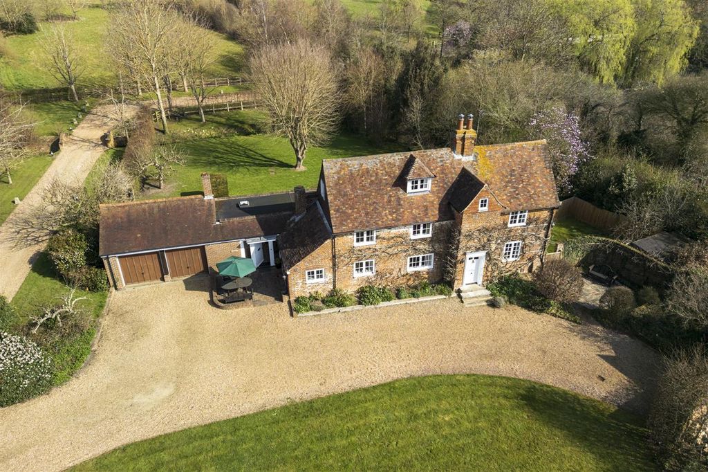 Property photo 2 of 33