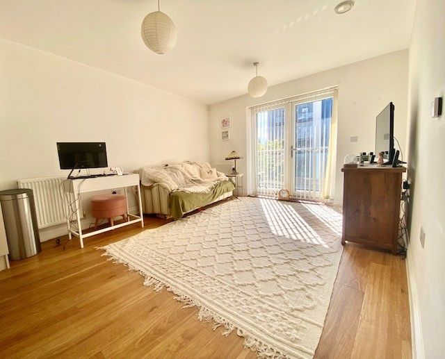 Property photo 1 of 7 Exterior