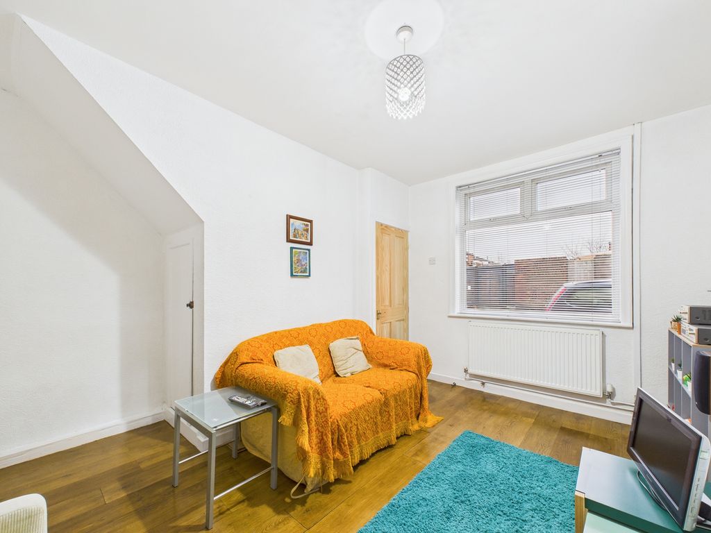 Property photo 2 of 23