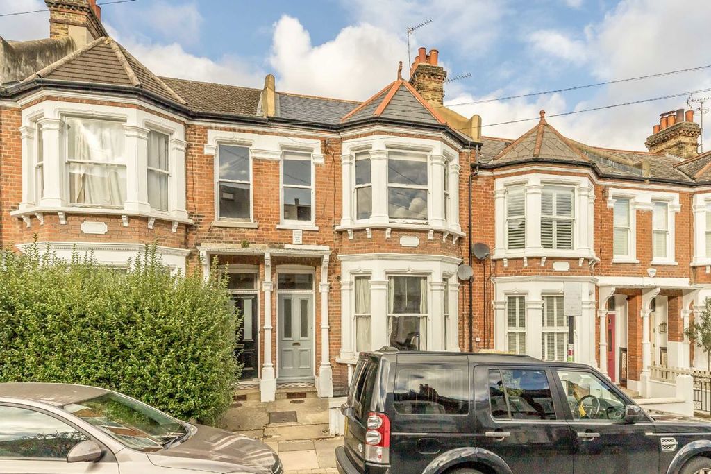 Property photo 1 of 6