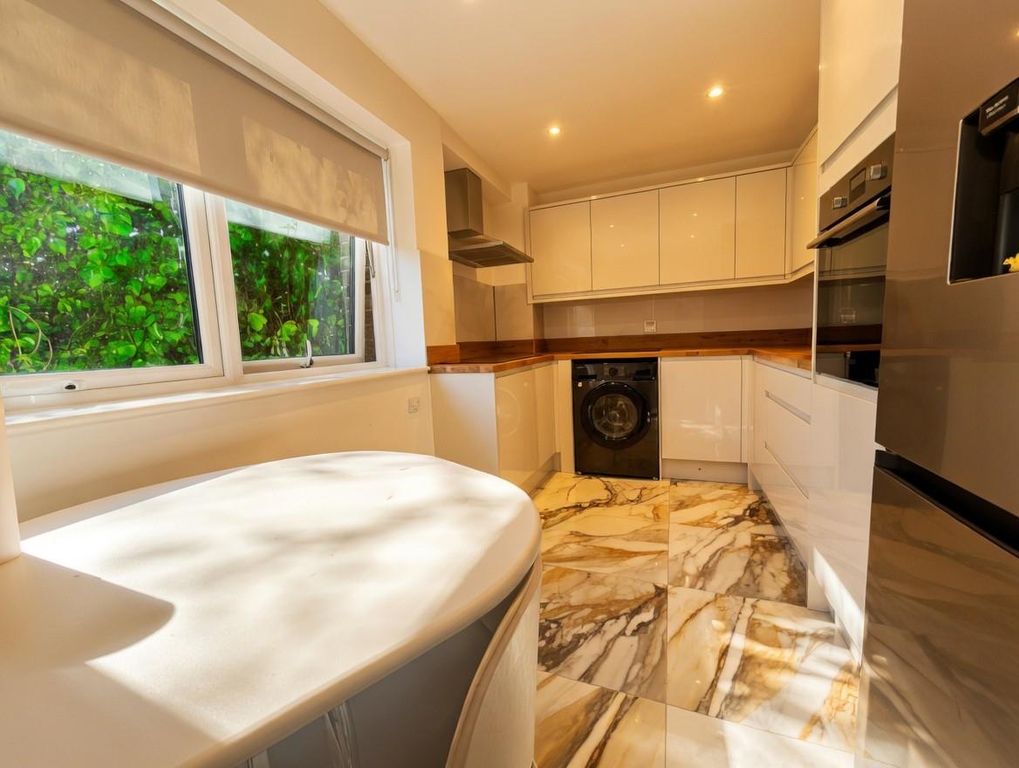 Property photo 2 of 10 9.Jpg