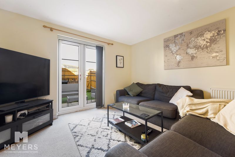 Property photo 3 of 11 Photo 4