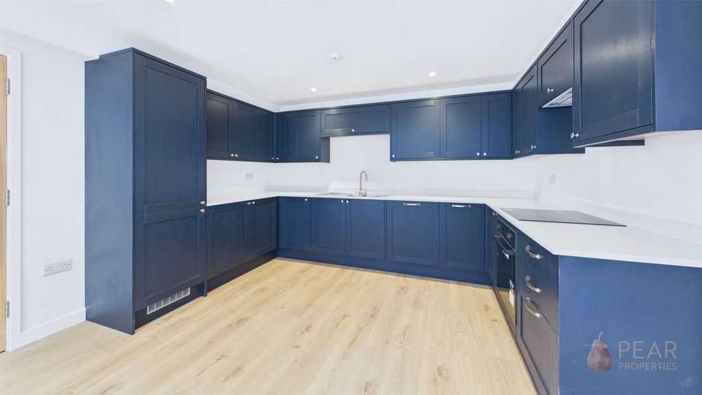 Property photo 2 of 13 Kitchen