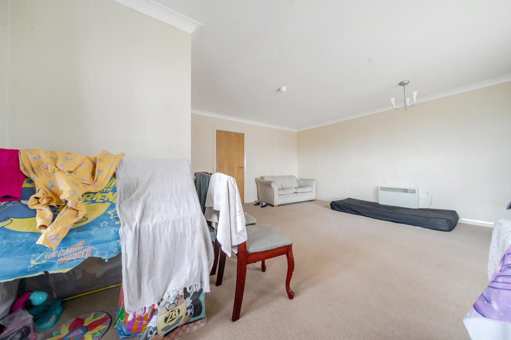 Property photo 3 of 14 Living Area