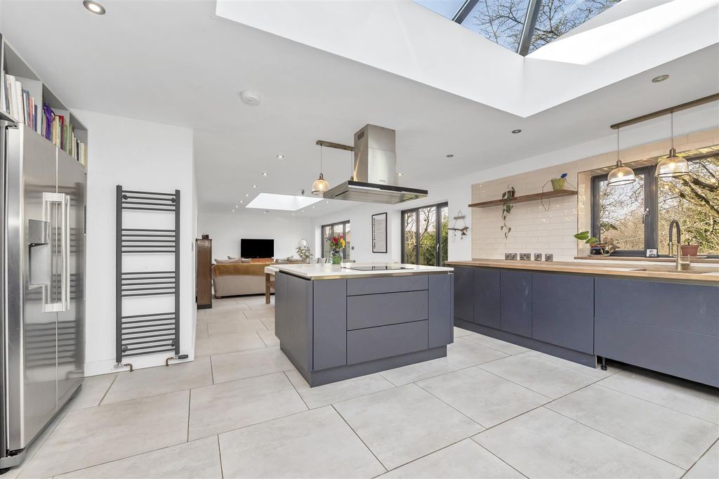 Property photo 1 of 19 Dcp_0928.Jpg