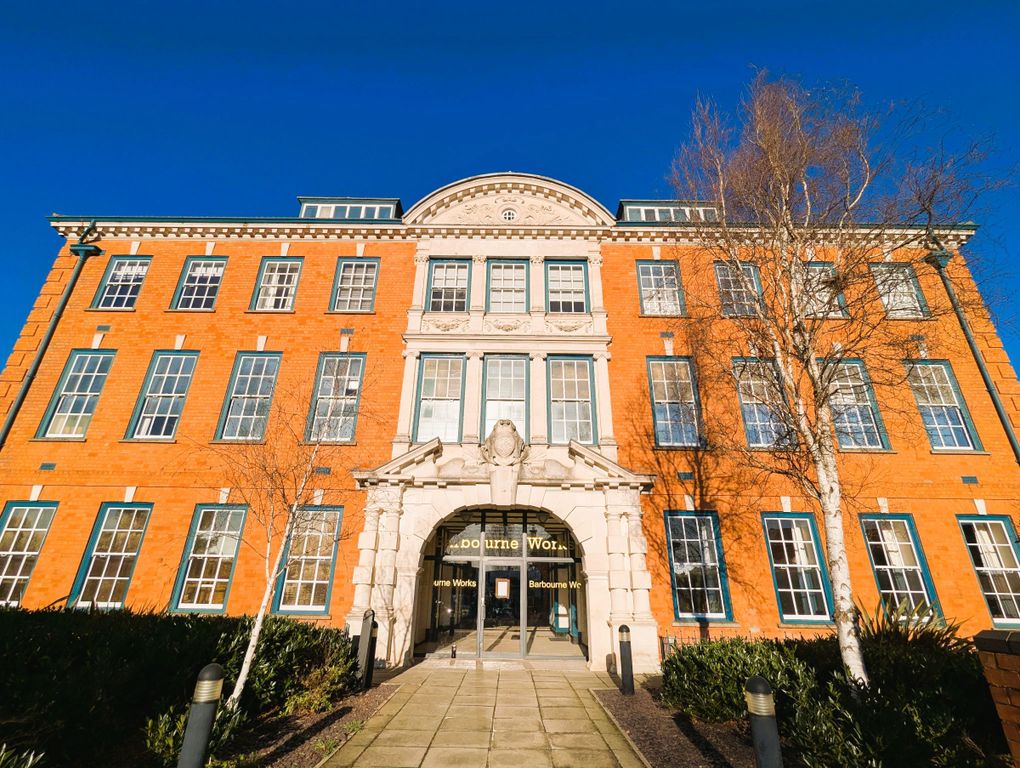 Property photo 1 of 12