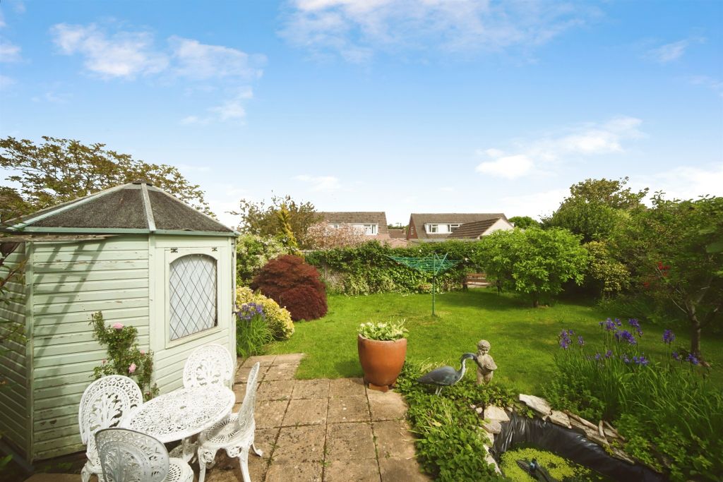 Property photo 2 of 16