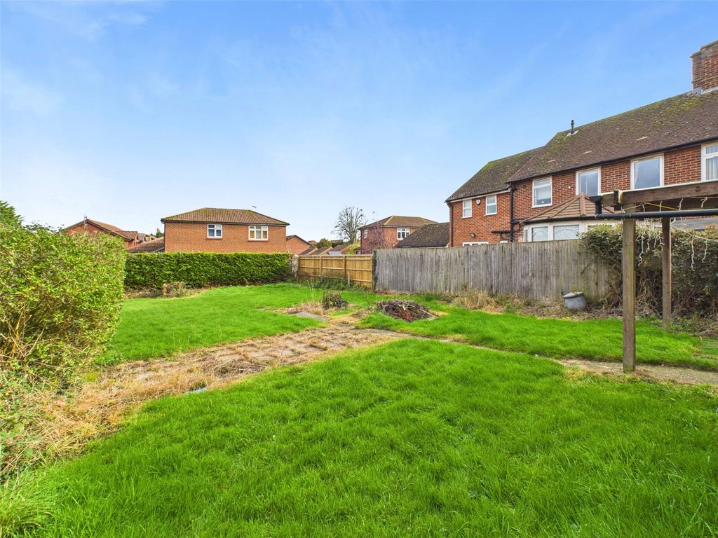 Property photo 3 of 15 Garden