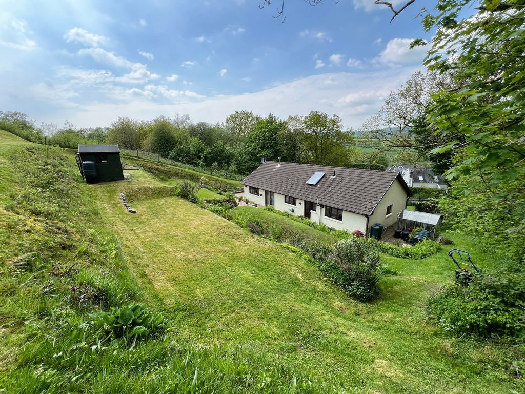 Property photo 1 of 37