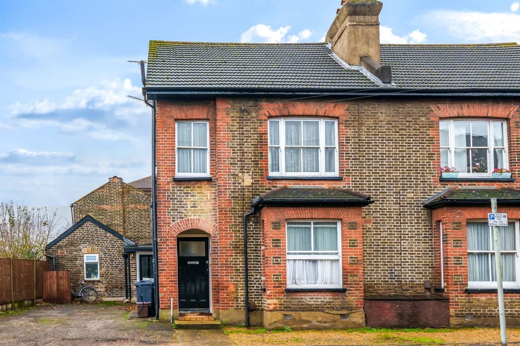 Property photo 1 of 7 1068124 (1)