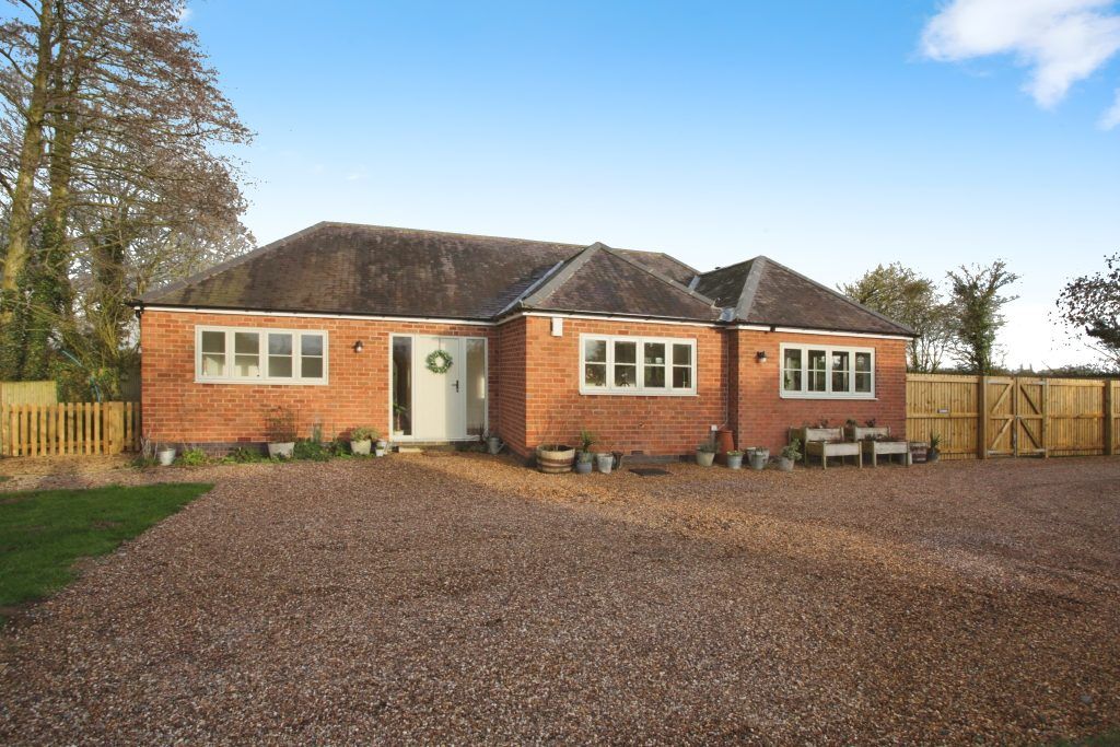 Property photo 3 of 28