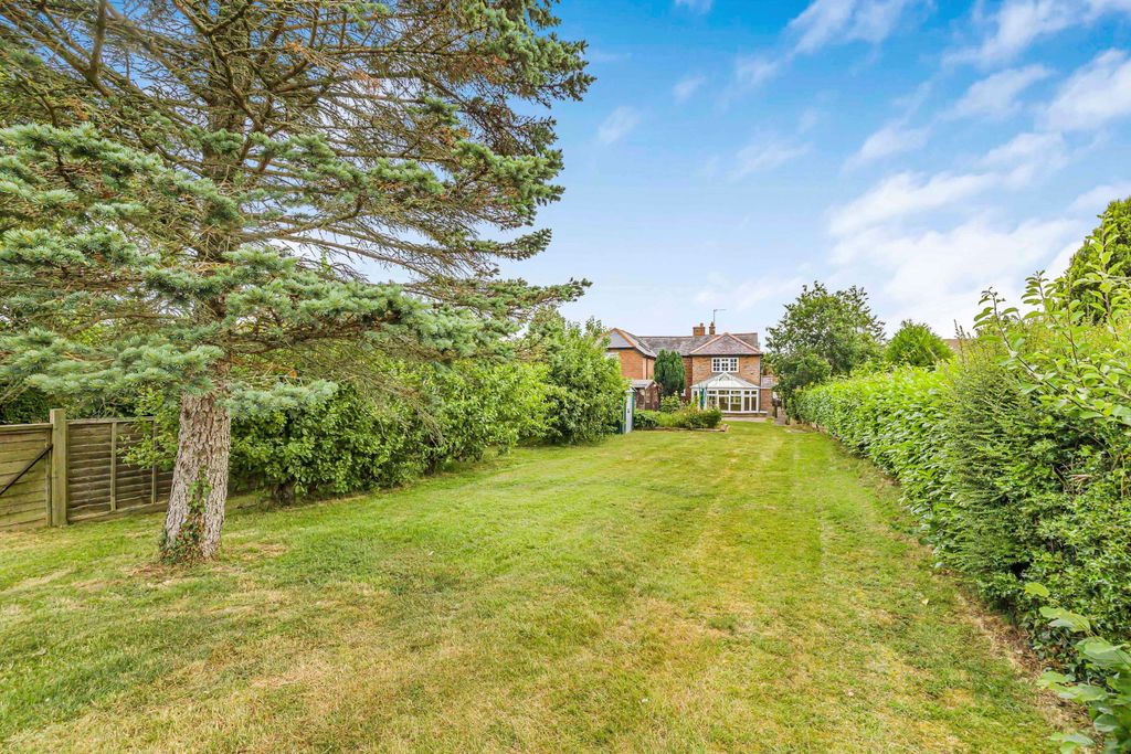 Property photo 2 of 13