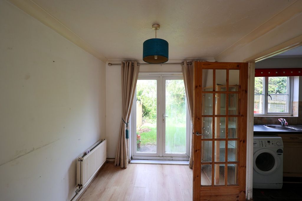 Property photo 3 of 10