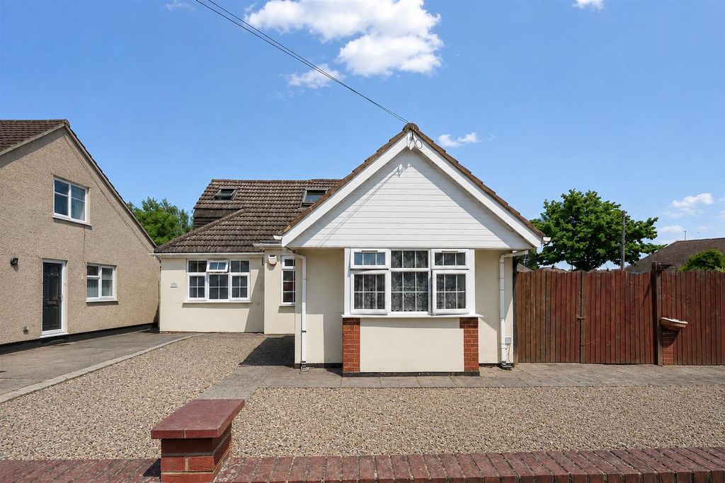 Property photo 1 of 11