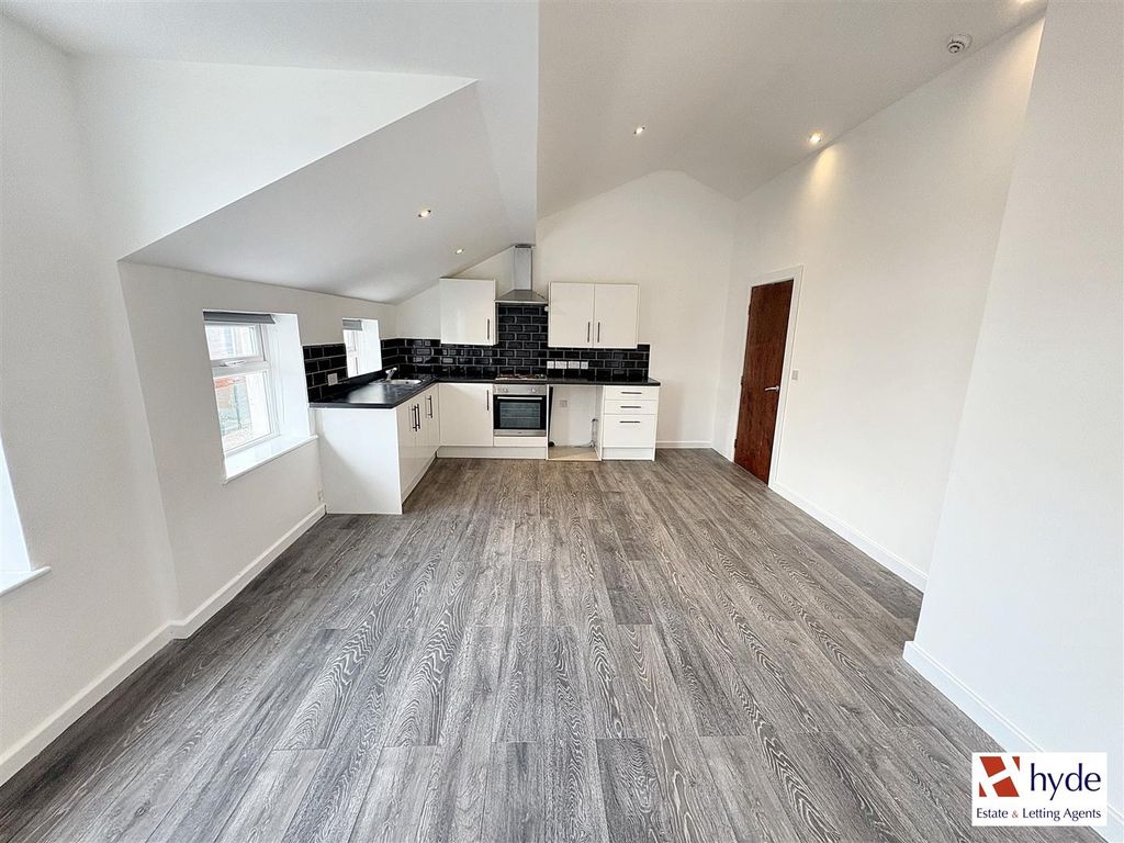 Property photo 3 of 11 Img_8679.Jpg