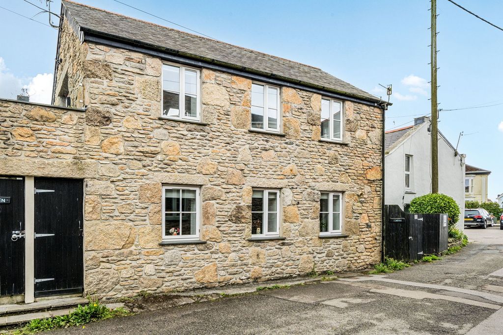 Property photo 1 of 13