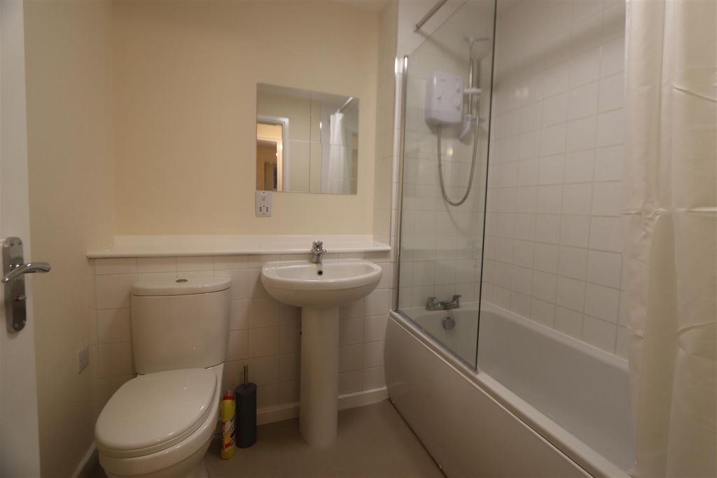 Property photo 3 of 7 Img_8508.Jpg