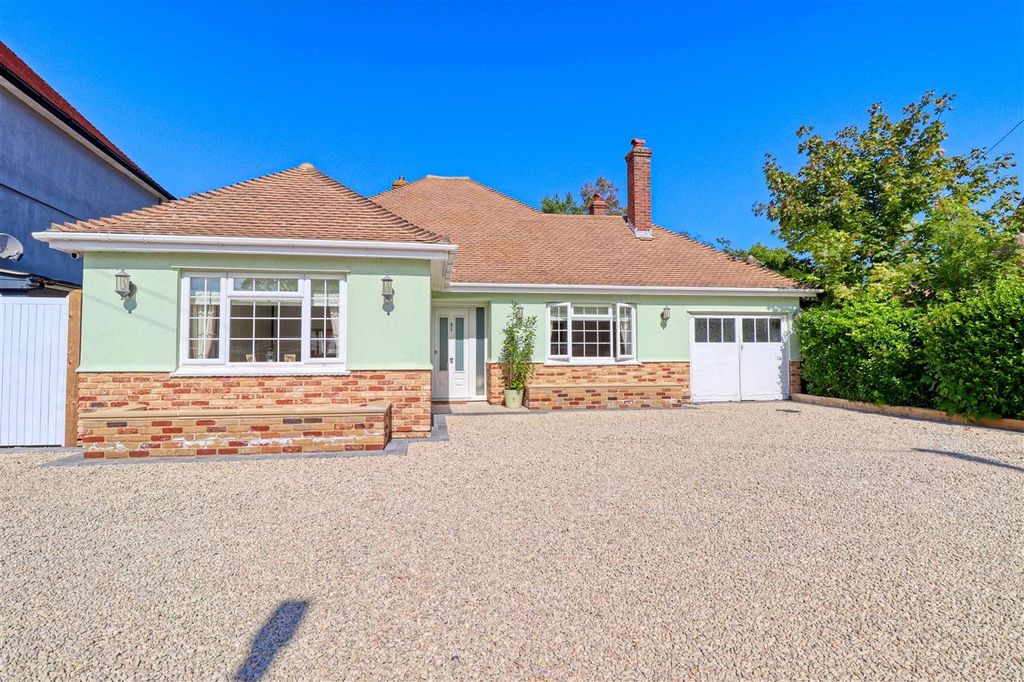 Property photo 2 of 18