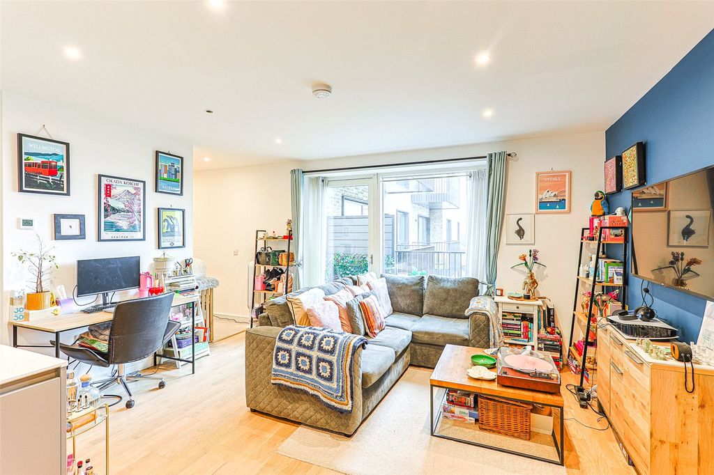 Property photo 2 of 15 Picture No. 03