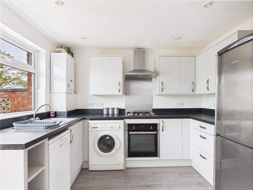 Property photo 3 of 17 Picture No. 06