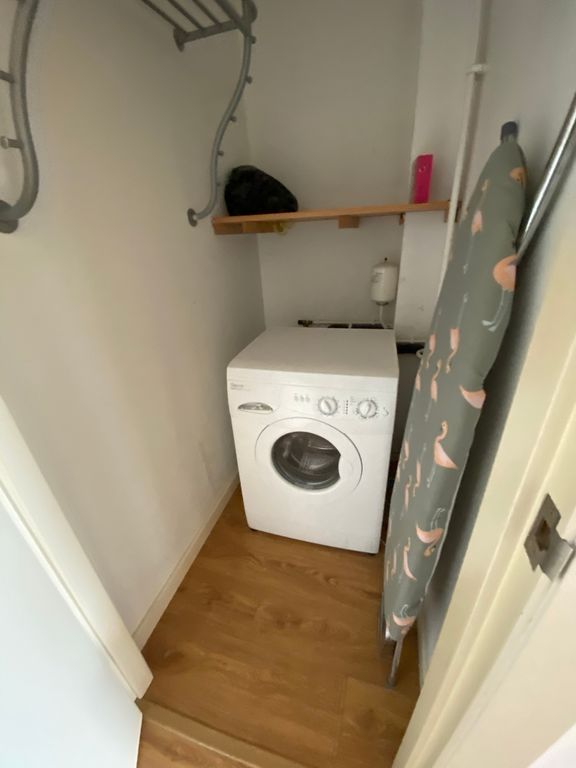 Property photo 2 of 35