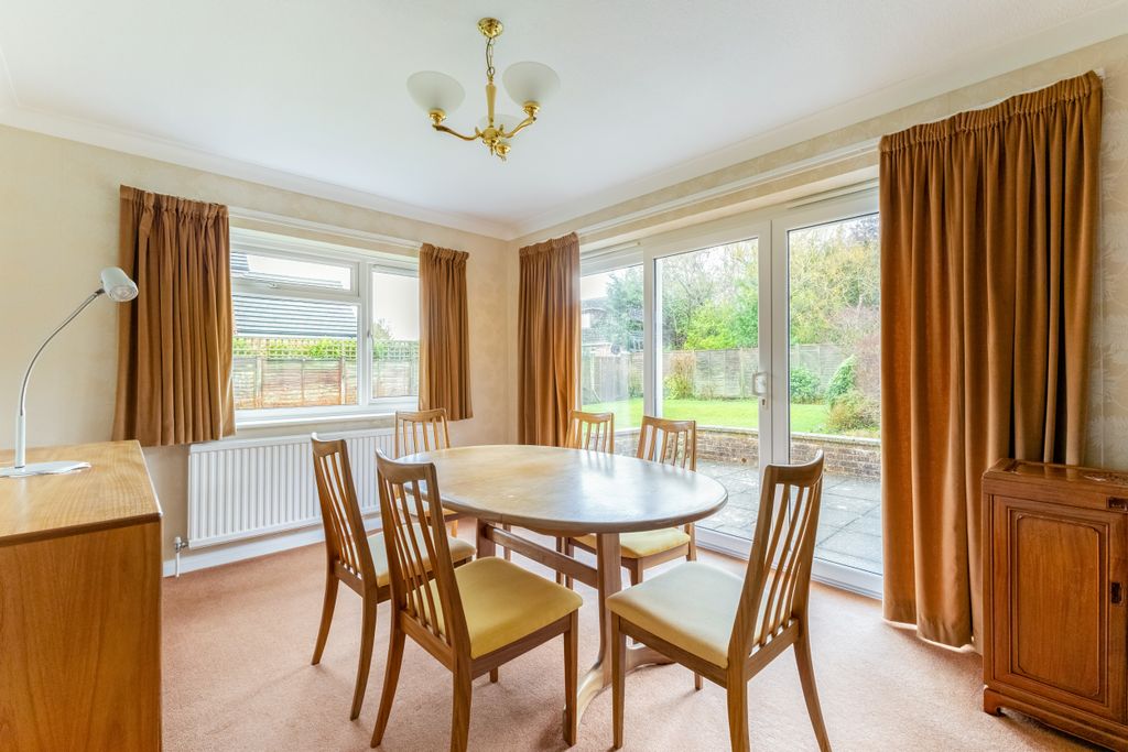 Property photo 3 of 12