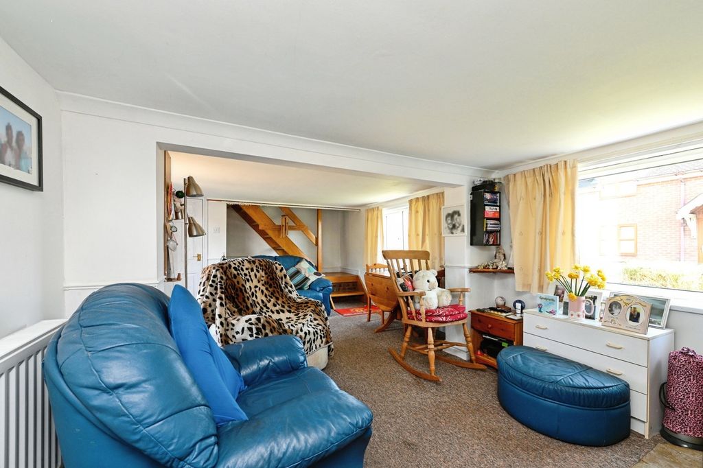 Property photo 3 of 22 Pbox-Img.Jpg