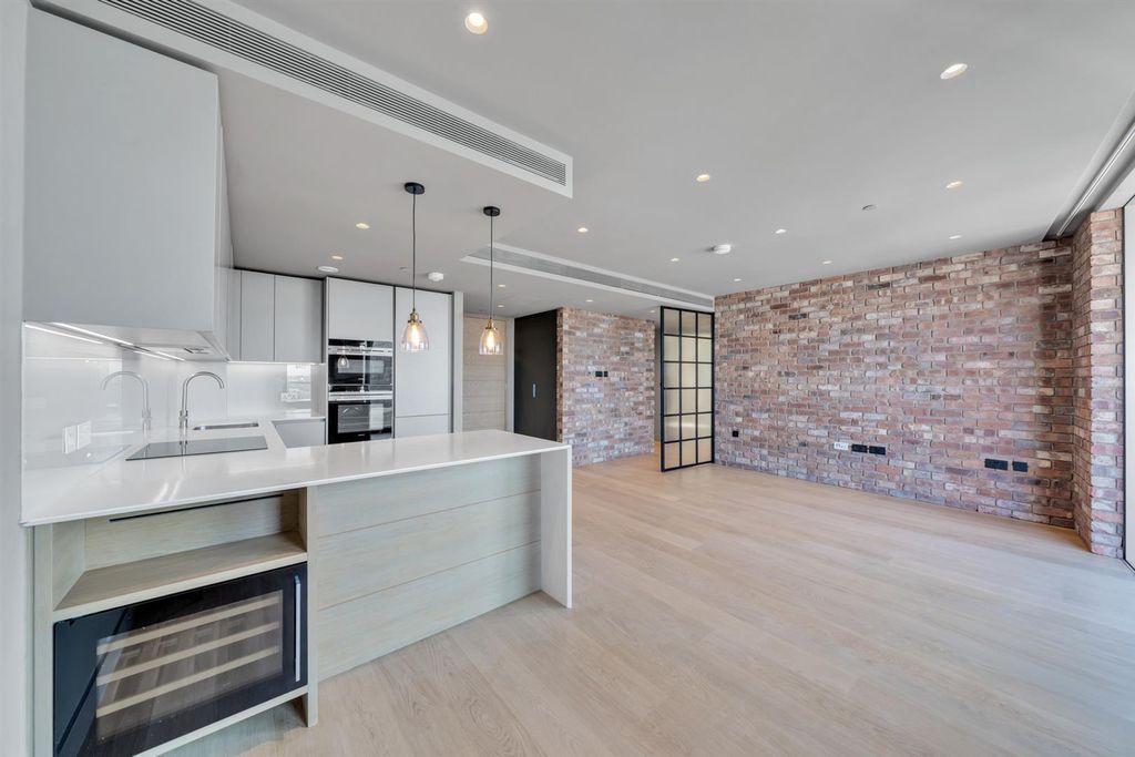 Property photo 3 of 22 Dsc08887.Jpg